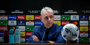 Técnico da LDU cita "desrespeito" dos jogadores do Palmeiras