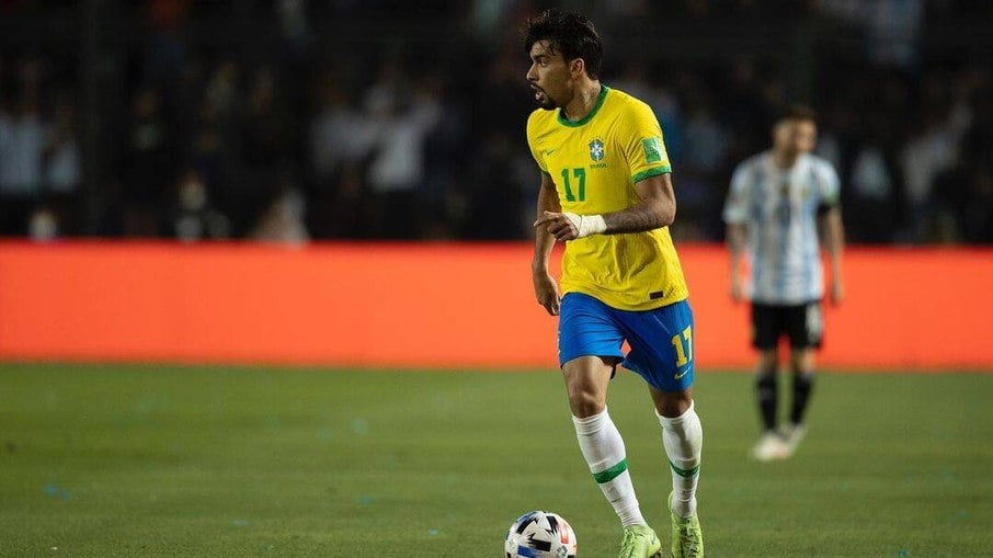 Lucas Paquetá se destacou pela seleção brasileira e pelo Lyon