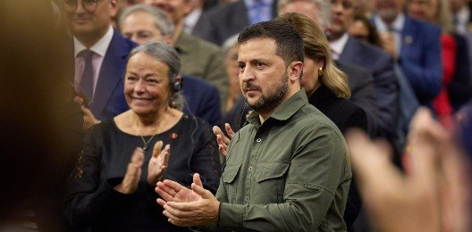 Zelensky: ataque da Rússia antes de reunião com os EUA é 