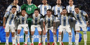 Astros da Argentina ficam fora de amistoso por falta de vacina