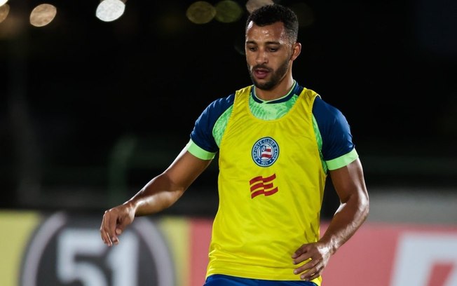 Atlético-MG tem acerto com o zagueiro Vitor Hugo, que está no Bahia
