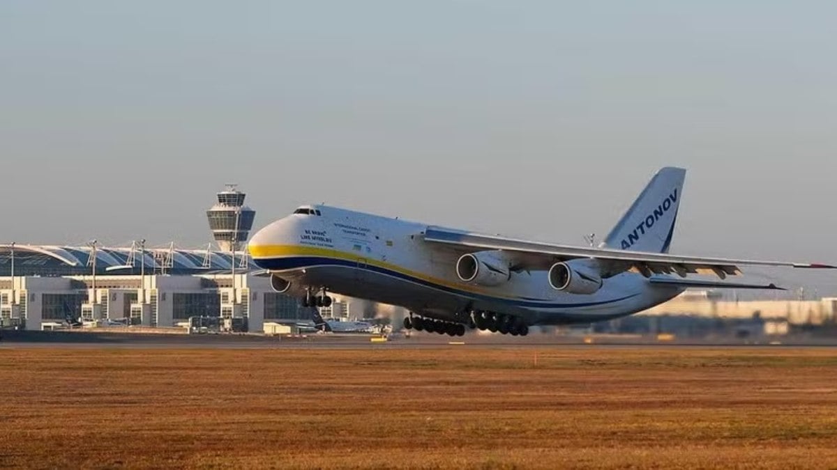 Antonov An-124 é o maior avião do mundo