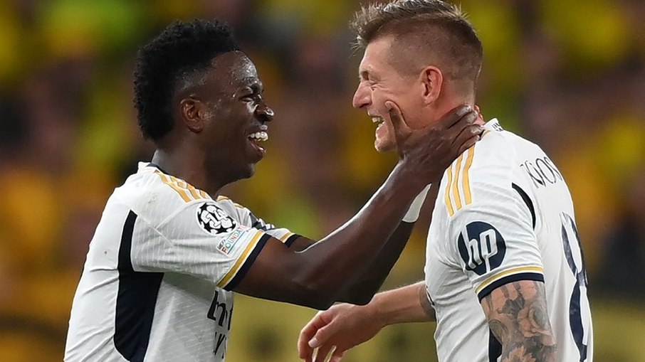 Vini e Kroos jogaram juntos no Real Madrid Vini e Kroos jogaram juntos no Real Madrid