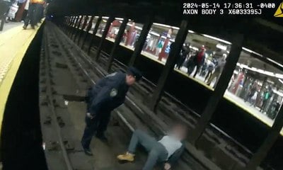 Policiais resgatam homem que caiu em trilhos do metrô após convulsão