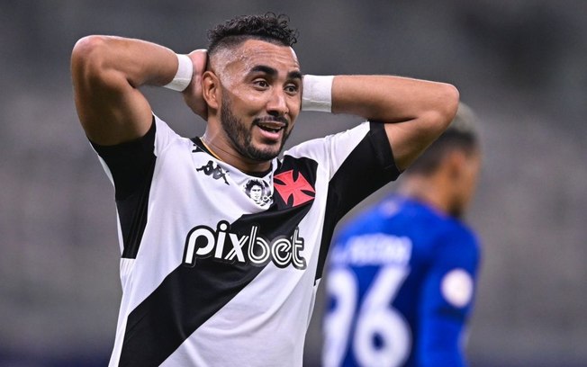 Payet faz tratamento para lesão e vira dúvida no primeiro jogo do Vasco pelo Brasileirão