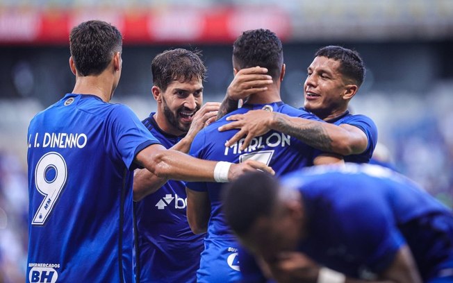 Cruzeiro domina e vence o Patrocinense pelo Campeonato Mineiro