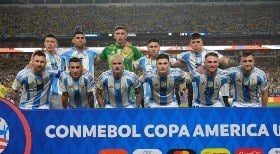 França vai à Fifa contra Argentina por cantos racistas e transfóbicos
