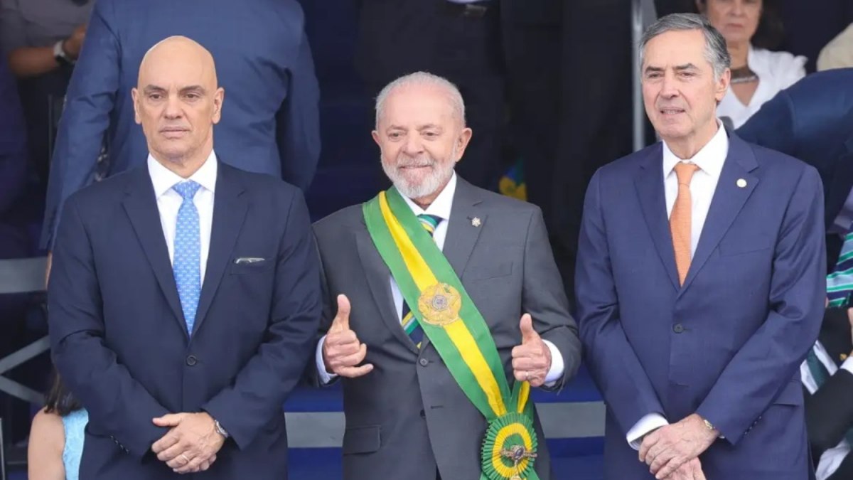 Presidente Lula ofereceu um churrasco no Palácio do Alvorada após a parada da Independência