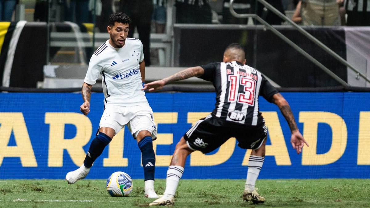 Cruzeiro e Atlético-MG medem forças neste sábado, pelo Brasileirão