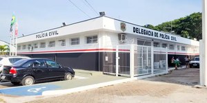 Motorista sem CNH é preso após dirigir bêbado e ameaçar policiais