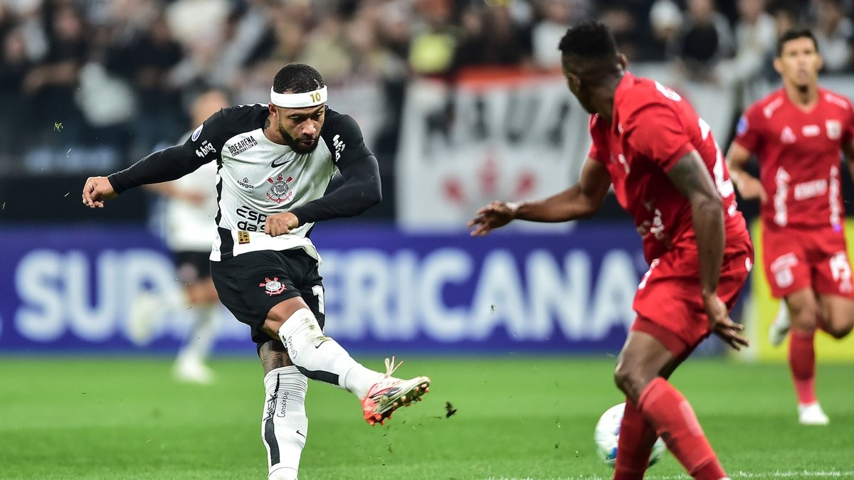 Corinthians empata com América de Cali e se complica na Sula Corinthians empata com América de Cali e se complica na Sula