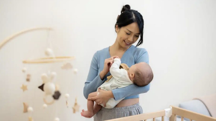 O ácido araquidônico, uma gordura importante para o desenvolvimento do cérebro do bebê, caiu 15% no leite materno após uma semana de mudança na dieta O ácido araquidônico, uma gordura importante para o desenvolvimento do cérebro do bebê, caiu 15% no leite materno após uma semana de mudança na dieta