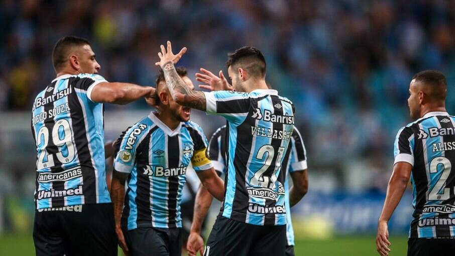 Rafinha abre o jogo sobre polêmicas no Grêmio