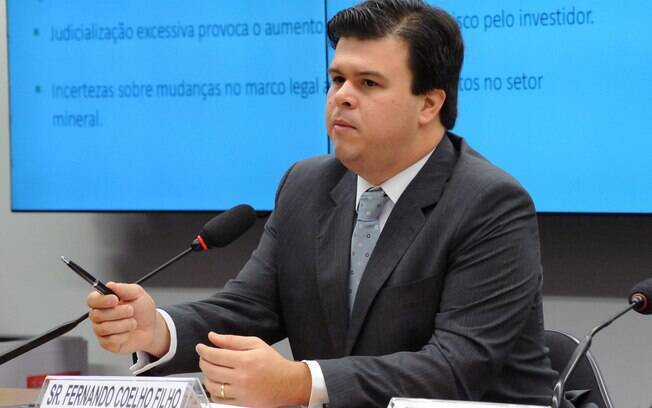 Deputado Fernando Coelho Filho teve o gabinete invadido pela Polícia Federal