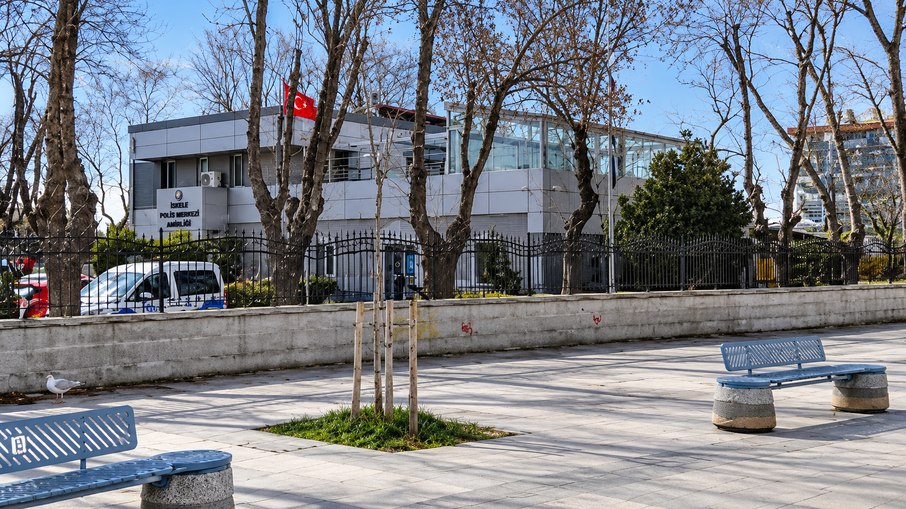 Delegacia de Kadikoy Iskele, em Istambul, na Turquia Delegacia de Kadikoy Iskele, em Istambul, na Turquia