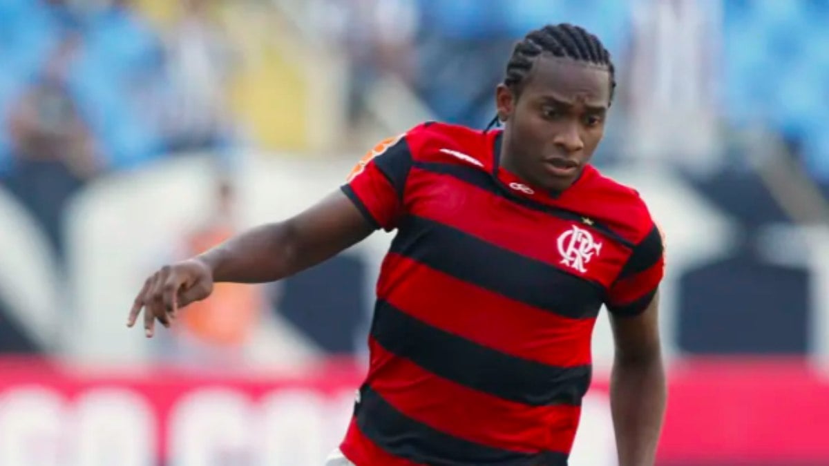 Willians foi campeão com o Flamengo em 2009