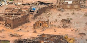 Governo inicia pagamento aos atingidos no desastre da Barragem de Mariana