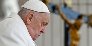Papa Francisco sofreu 'dois episódios de insuficiência respiratória aguda'