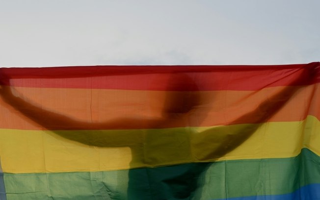 O Parlamento iraquiano aprovou uma lei que criminaliza as relações homossexuais e as transições de gênero, com penas que podem chegar a 15 anos de prisão
