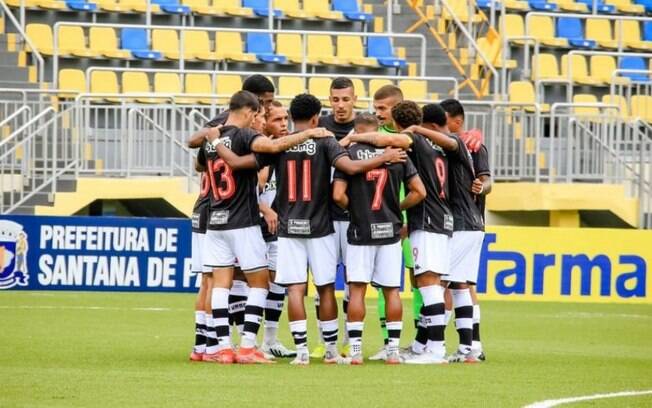 Cadu brilha, Vasco vence o Audax-SP nos pênaltis e garante vaga nas oitavas de finais da Copinha