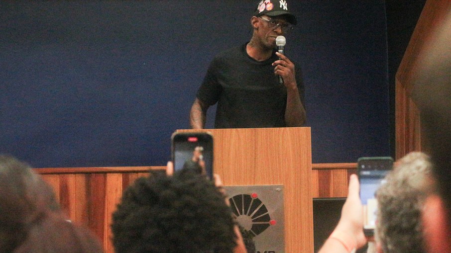 O discurso do Ice Blue teve muita emoção O discurso do Ice Blue teve muita emoção