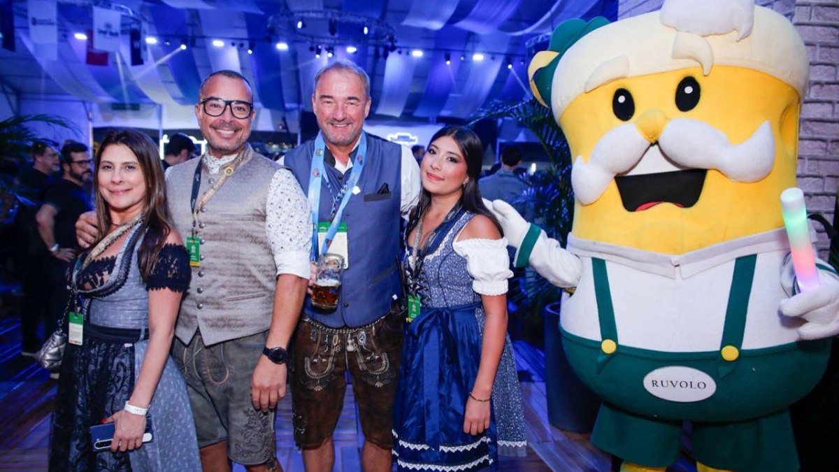 Soraia Carrasco, Walter Cavalheiro, Philipp Schiemer, Rafa Cavalheiro Soraia Carrasco, Walter Cavalheiro, Philipp Schiemer, Rafa Cavalheiro