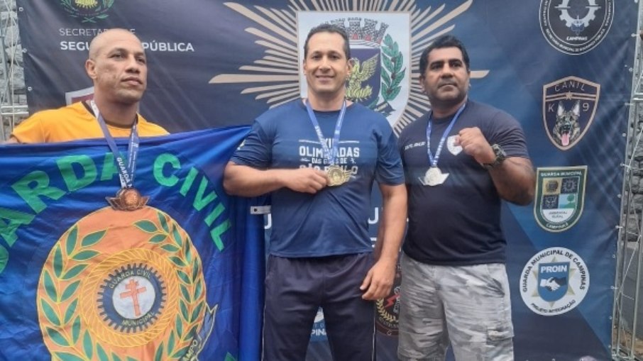 Medalha foi conquistada na prova de supino Medalha foi conquistada na prova de supino