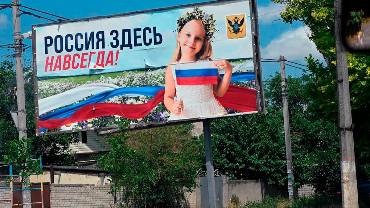 Publicidade Rússia-Ucrânia em Luhansk, Ucrânia - 20.09.2022