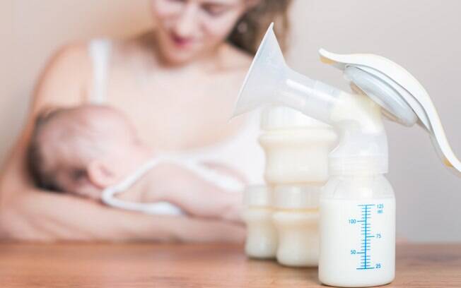 Consumo de leite materno por adultos e outras crianças pode transmitir doenças, advertem especialistas