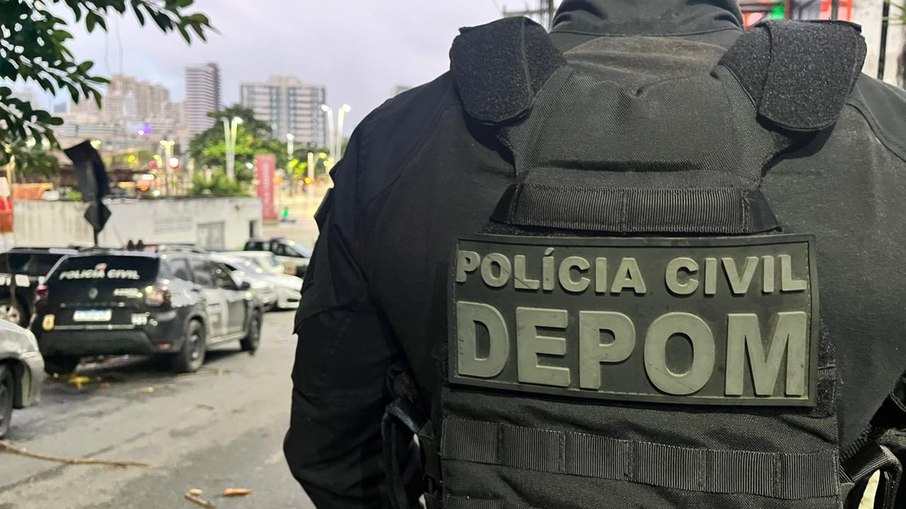 Operação Pilot prende dois investigados por roubos, extorsões e estupros contra vítimas atraídas por aplicativos de relacionamento Operação Pilot prende dois investigados por roubos, extorsões e estupros contra vítimas atraídas por aplicativos de relacionamento