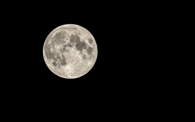 Lua do Lobo: as previsões pro seu signo nesta Lua Cheia poderosa