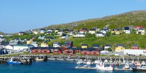 Conheça Svalbard, a cidade onde a noite 'dura' quatro meses