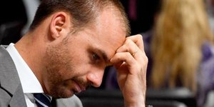 Eduardo Bolsonaro perdeu a guerra que ele mesmo declarou