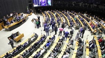 Câmara dos Deputados aprova projeto que amplia desoneração da folha