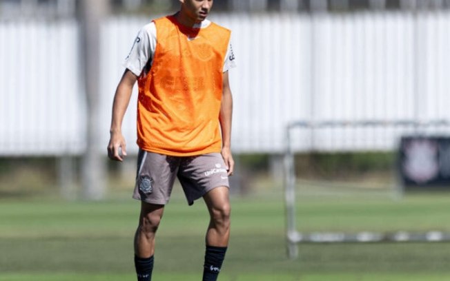 Luiz já treina com o time principal desde 2024 Luiz já treina com o time principal desde 2024
