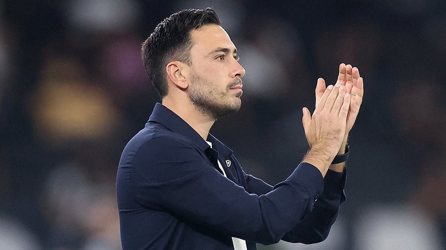 Davide Ancelotti assumiu o Botafogo em julho