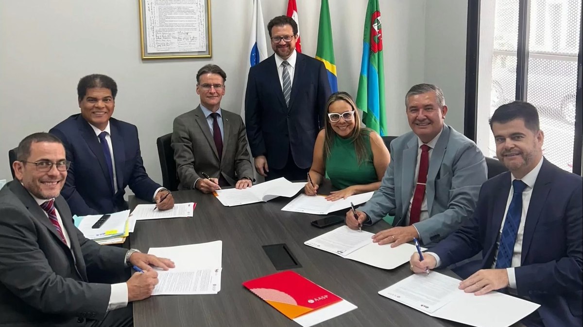 Presidentes de OABs assinam contrato de parceria