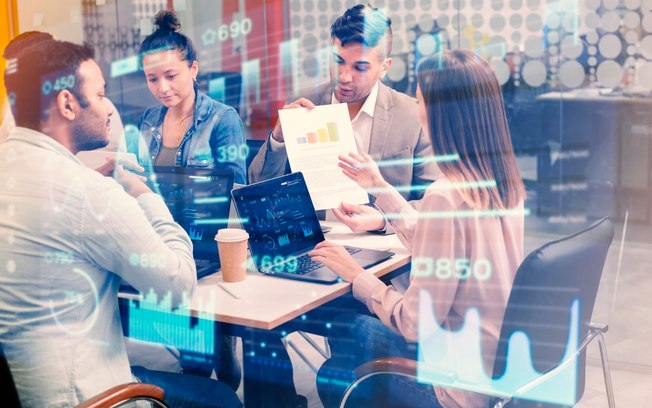 Uso da tecnologia deve moldar a gestão de trabalho em 2025 Uso da tecnologia deve moldar a gestão de trabalho em 2025