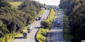 Feriado prolongado deve lotar rodovias entre SP, PR e SC