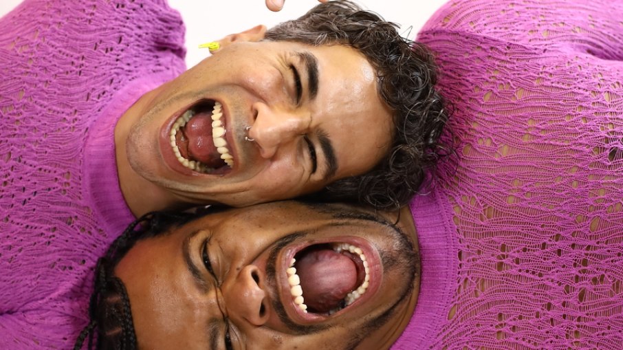  Ará Silva e David Costa, atores da peça 'Há mais revolta do que vírus no meu sangue'