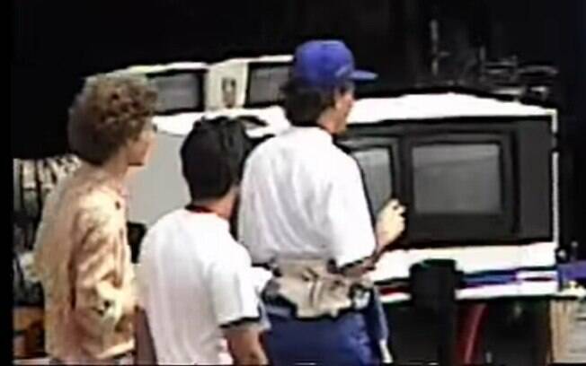Vídeo mostra Ayrton Senna minutos antes de morrer em San Marino