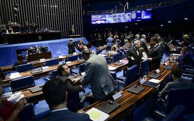 Governo fechou acordo com PT e oposição para finalizar votação de destaques da reforma da Previdência