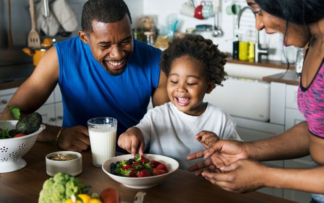 7 cuidados importantes com a alimentação de crianças veganas