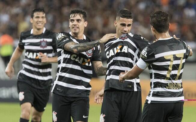 O Corinthians recebe o Luverdense na Arena e é um dos destaques do tempo real desta quinta