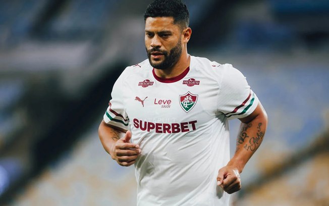 Hulk foi vaiado pela torcida do Fluminense