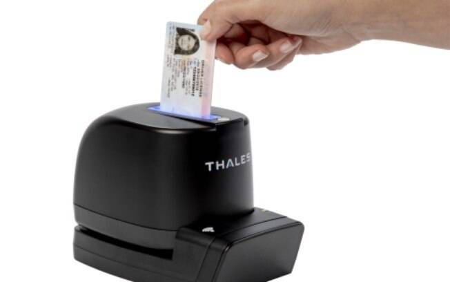Thales cria primeiro leitor frente e verso de documentos de identidade do Mercado