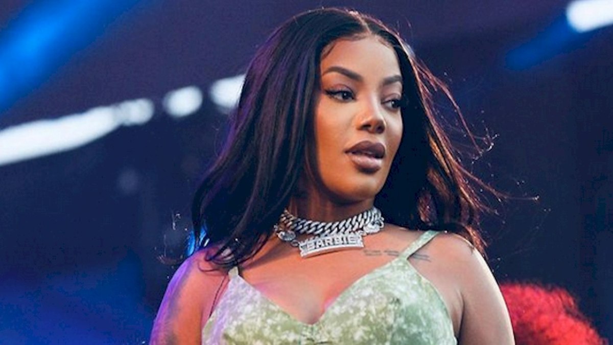 Ludmilla estreia novo single em premiação da Billboard nos EUA