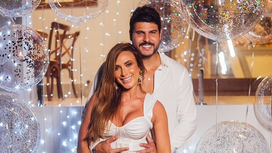 Marcelo Bimbi volta a causar nas redes com declarações sobre sua vida amorosa Marcelo Bimbi volta a causar nas redes com declarações sobre sua vida amorosa