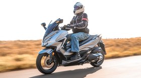 Honda Forza 350: aceleramos o estiloso scooter da linha 2023