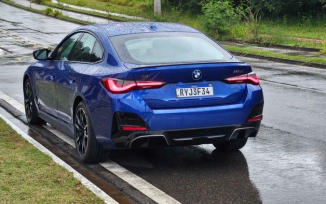 BMW i4 M50 | 3 motivos para comprar e 2 para deixar na loja